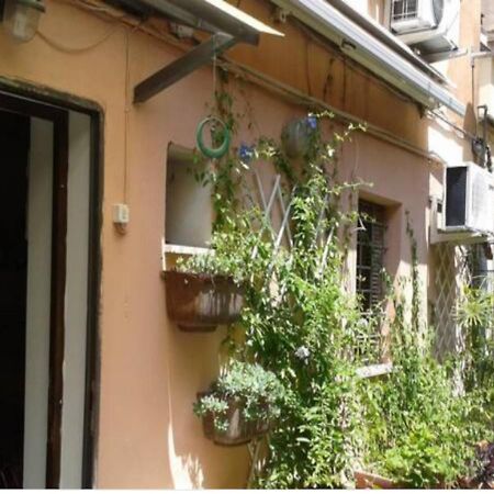 Independent With Garden Heart Of Trastevere John Cabot Rome Exterior photo
